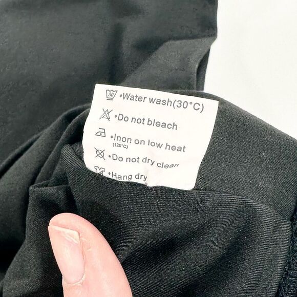 ReoRia black sleeveless racer back tank crop top L - Picture 4 of 7